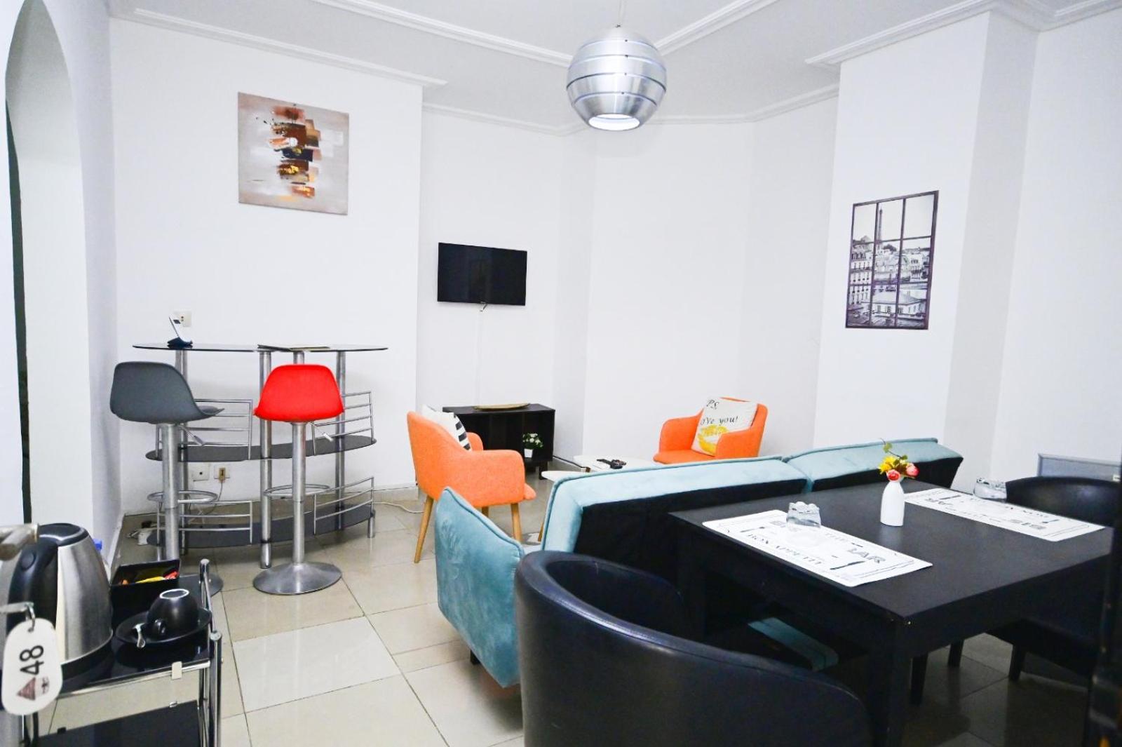 Hotel Djigui Абиджан Екстериор снимка