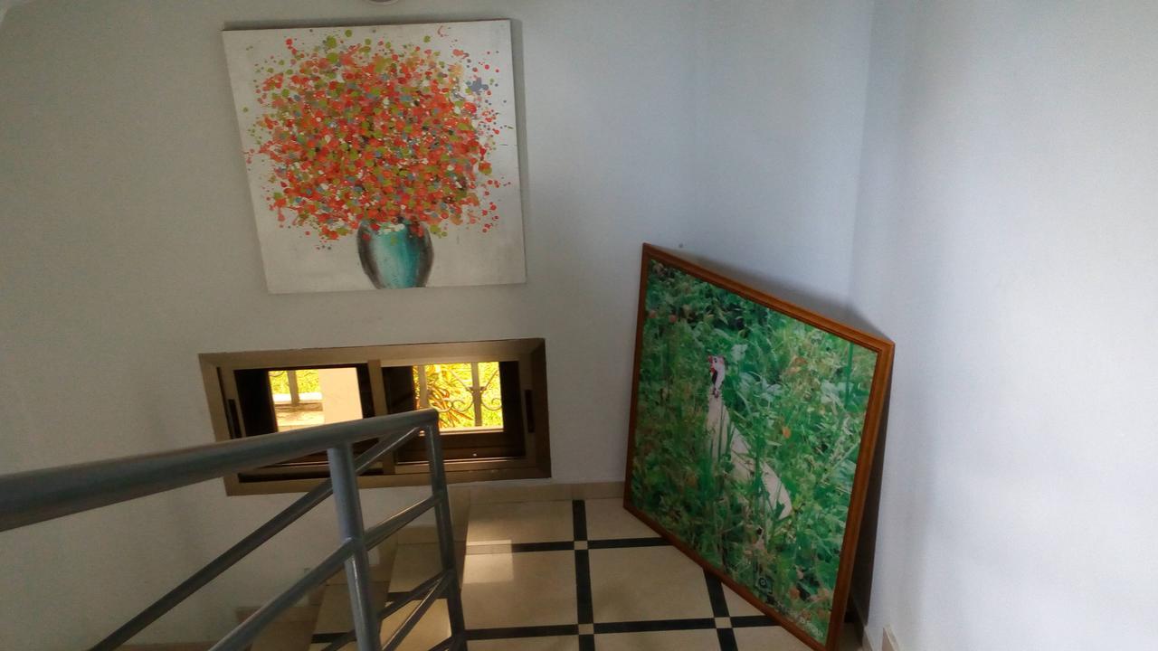 Hotel Djigui Абиджан Екстериор снимка