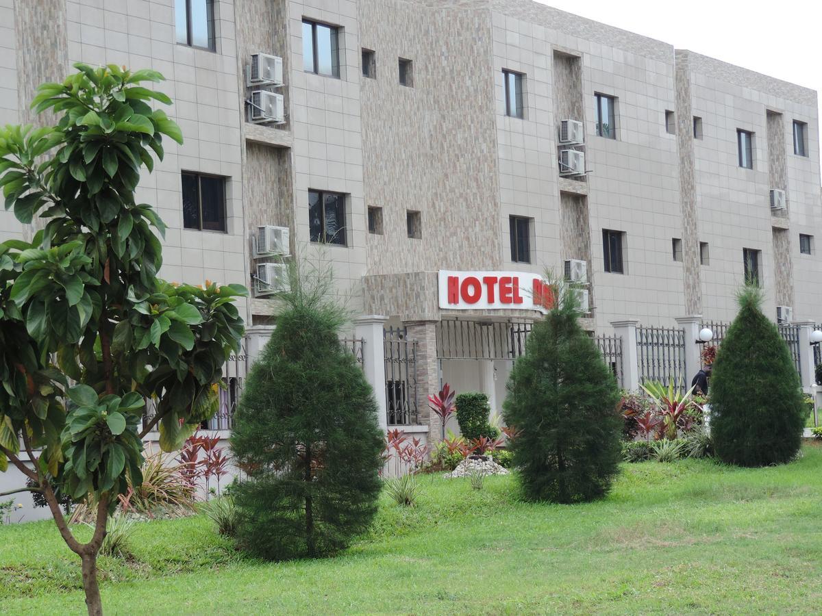 Hotel Djigui Абиджан Екстериор снимка